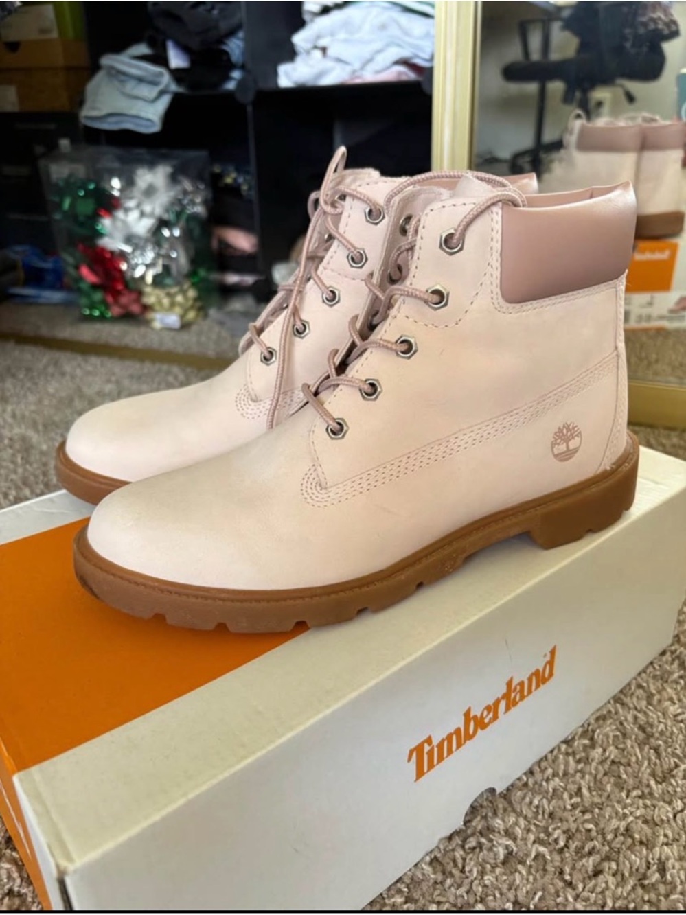 Timberland Big Girls 6" Classic Water Resistant Boots